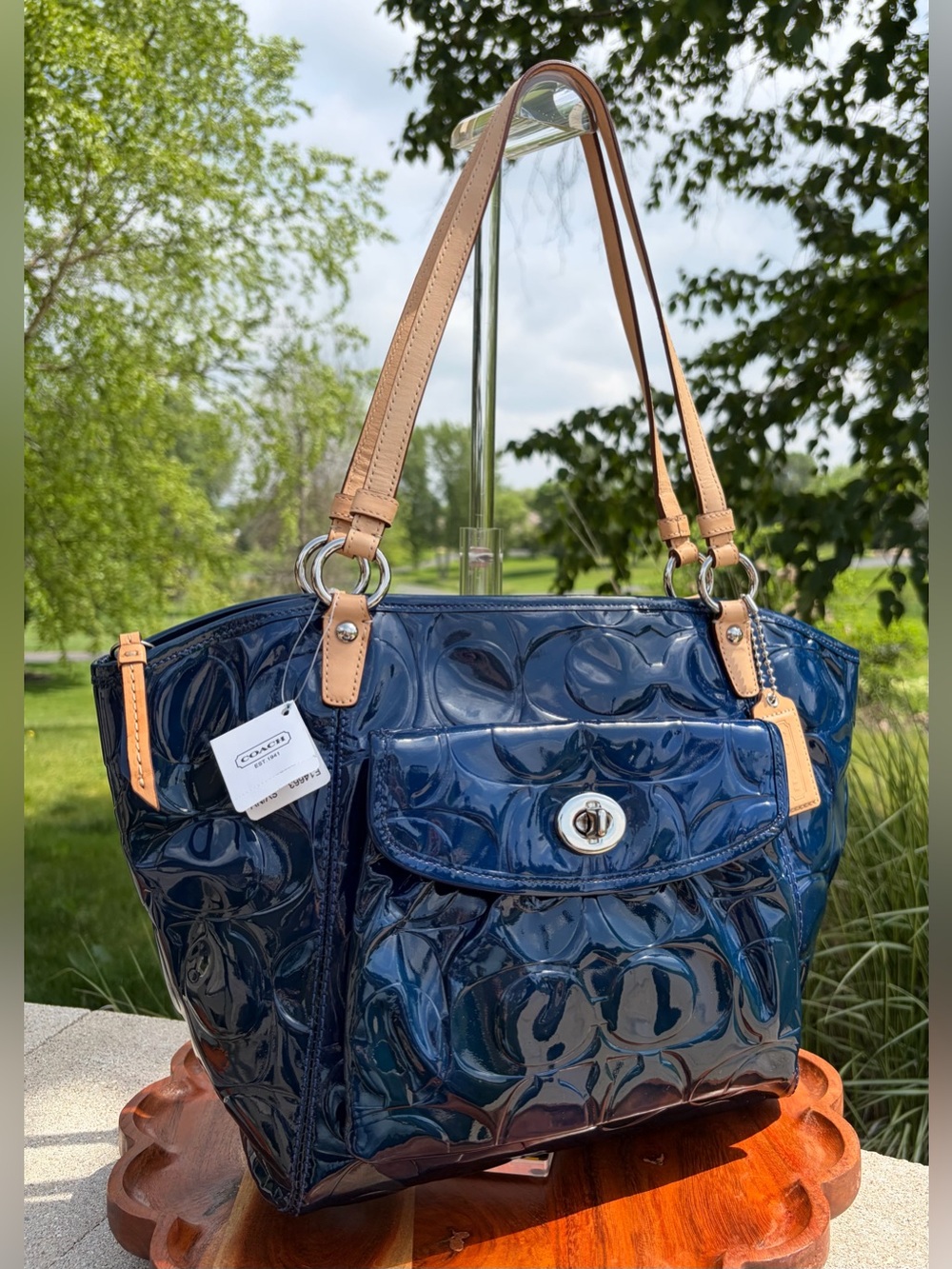 Coach Signature Embossed Leah Navy Patent Leather Tote F14663 - Picture 16 of 17